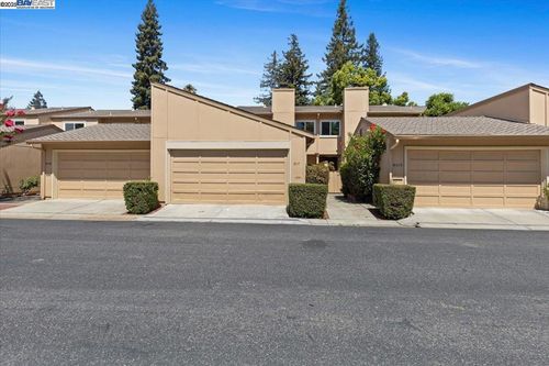 6117 Brigantine Dr, San Jose, CA, 95129-3060 | Card Image