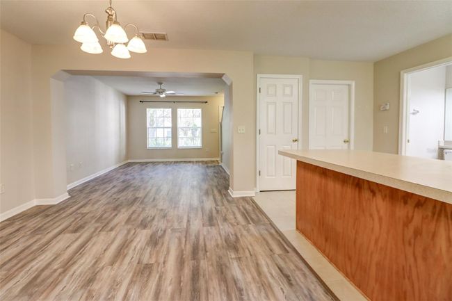 3004 Amber Oak Drive, Townhouse with 2 bedrooms, 1 bathrooms and null parking in Valrico FL | Image 5