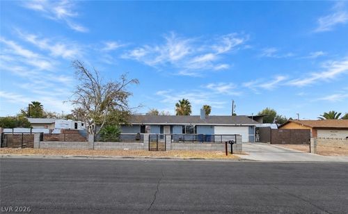 4870 E Colorado Ave, Las Vegas, NV, 89104-5812 | Card Image