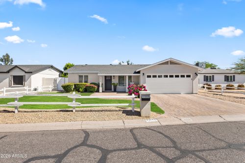 3840 E Mulberry Dr, Phoenix, AZ, 85018-6440 | Card Image