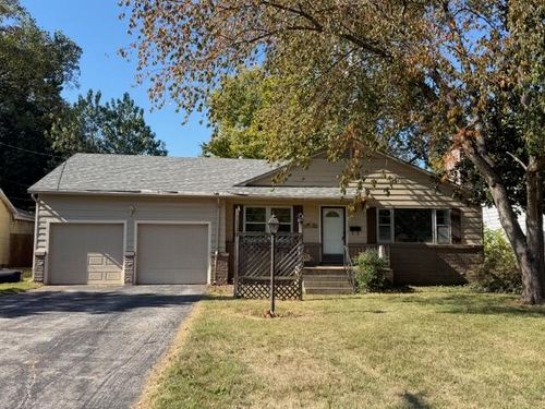 2223 S Clay Ave, Springfield, MO, 65807-3001 | Card Image