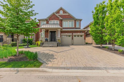 226 Via Borghese St, Woodbridge, ON, L4H0Y6 | Card Image