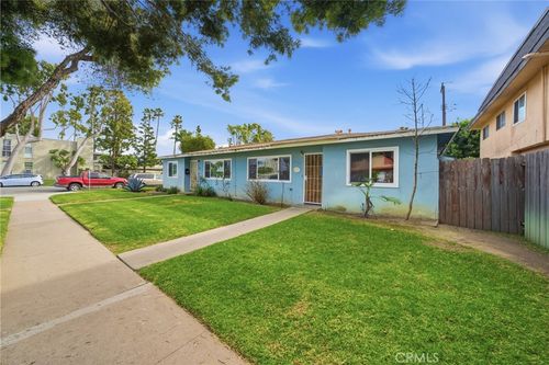 753 Scott Pl, Costa Mesa, CA, 92627-3503 | Card Image