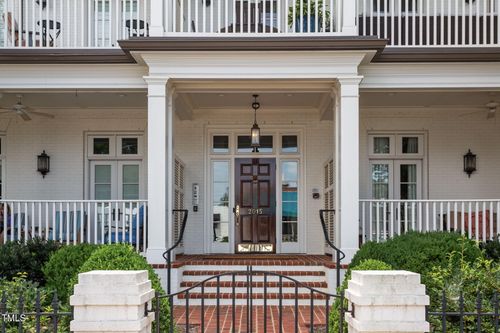 apt-200-2015 Fairview Rd, Raleigh, NC, 27608-2380 | Card Image