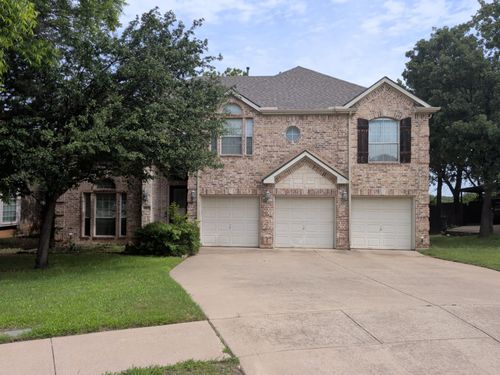 917 Greenfield Ct, Kennedale, TX, 76060-5497 | Card Image
