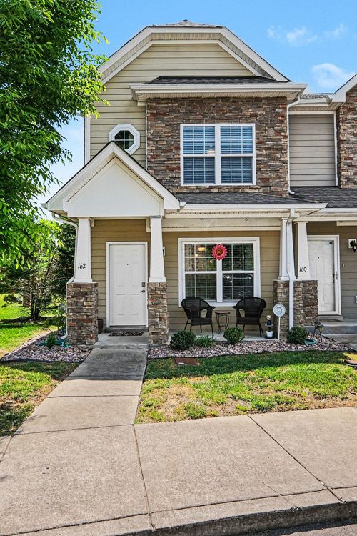162 Cobblestone Place Dr, Goodlettsville, TN, 37072-8489 | Card Image