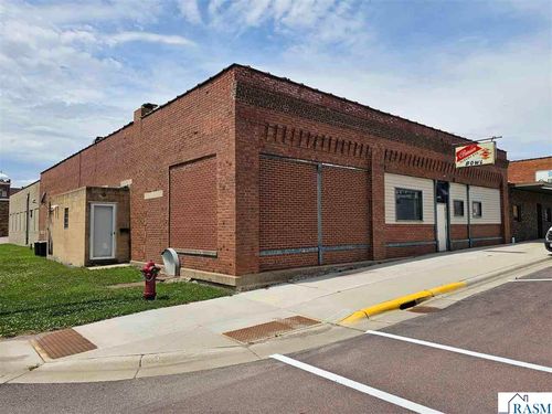 140 S First Ave, Sleepy Eye, MN, 56085 | Card Image