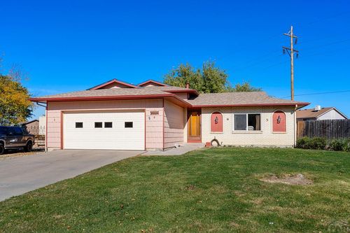 4 Noble Ct, Pueblo, CO, 81005-2119 | Card Image