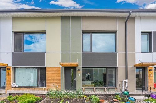 4-475 Av L S, Saskatoon, SK, S7M5Y6 | Card Image