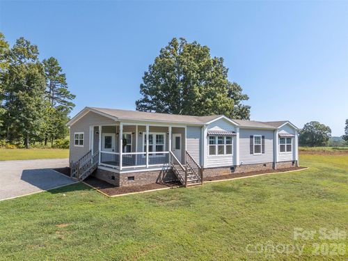 161 Willow Way, Forest City, NC, 28043-8828 | Card Image