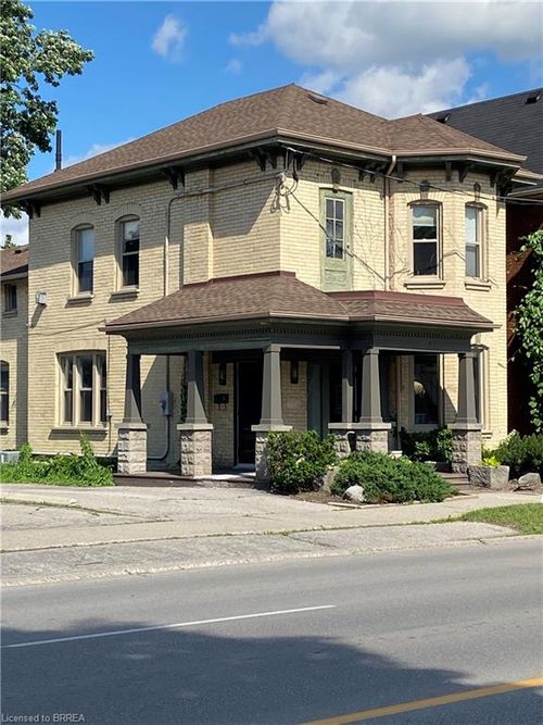 203 Brant Ave, Brantford, ON, N3T3J1 | Card Image