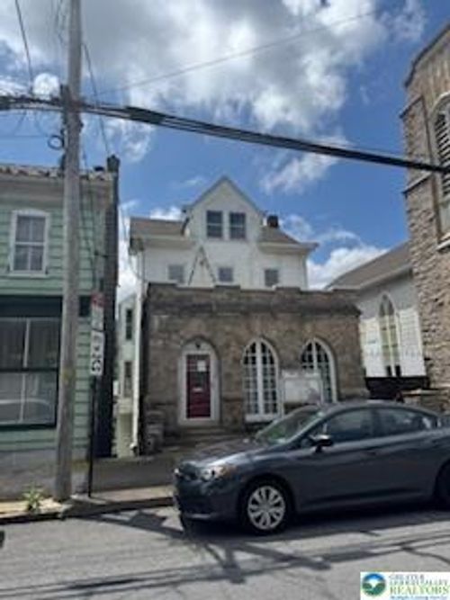 rear-140 S 2nd St, Lehighton Borough, PA, 18235-2033 | Card Image