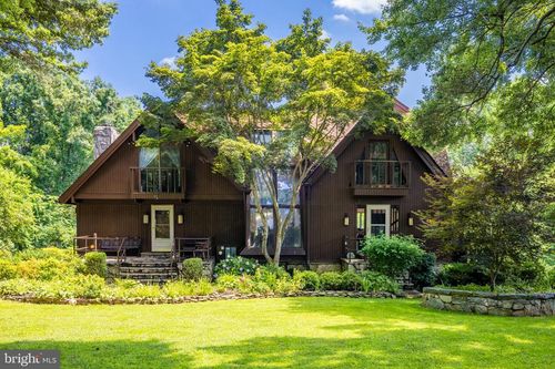 548 River Bend Rd, GREAT FALLS, VA, 22066-2705 | Card Image