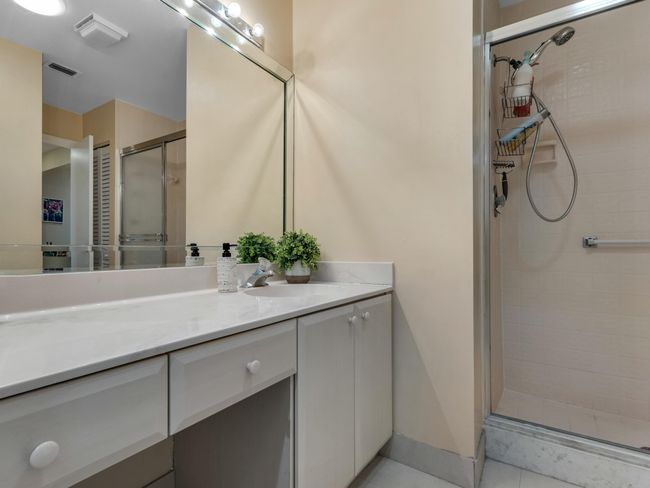 10088 Laurelwood Pl, Condo with 2 bedrooms, 2 bathrooms and null parking in Boynton Beach FL | Image 12