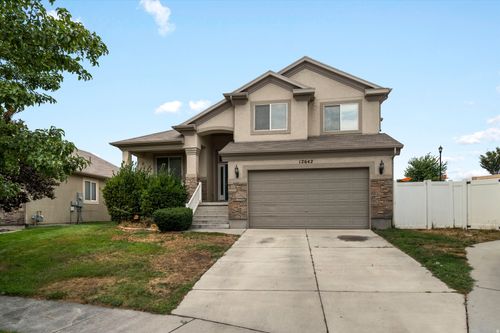 12642 S Diamondback Dr, Riverton, UT, 84096-7336 | Card Image