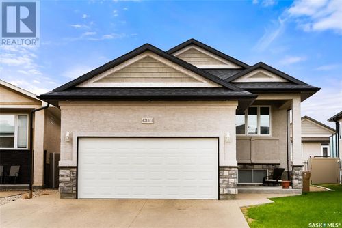 4213 Green Olive Way E, Regina, SK, S4V1P9 | Card Image