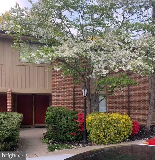 502 Cypress Point Cir, MOUNT LAUREL, NJ, 08054-2742 | Card Image