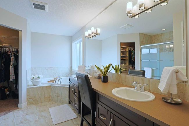 41 Rockford Terrace Nw, House other with 4 bedrooms, 4 bathrooms and 4 parking in Calgary AB | Image 20