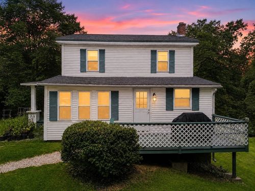18 Fiske Hill Rd, Sturbridge, MA, 01566-1240 | Card Image