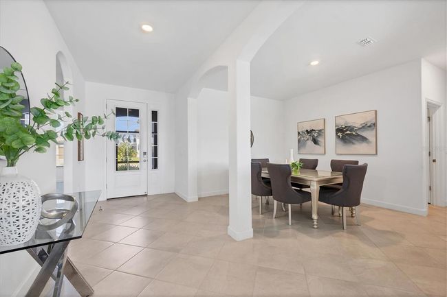 15344 Serene Shores Loop, House other with 4 bedrooms, 2 bathrooms and null parking in Bradenton FL | Image 5