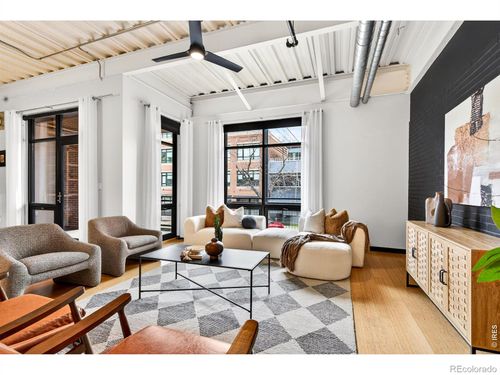 202-1360 Walnut St, Boulder, CO, 80302-5190 | Card Image