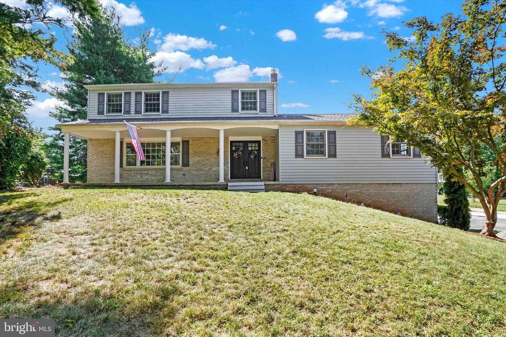 Lori Dr, York, PA 17404
