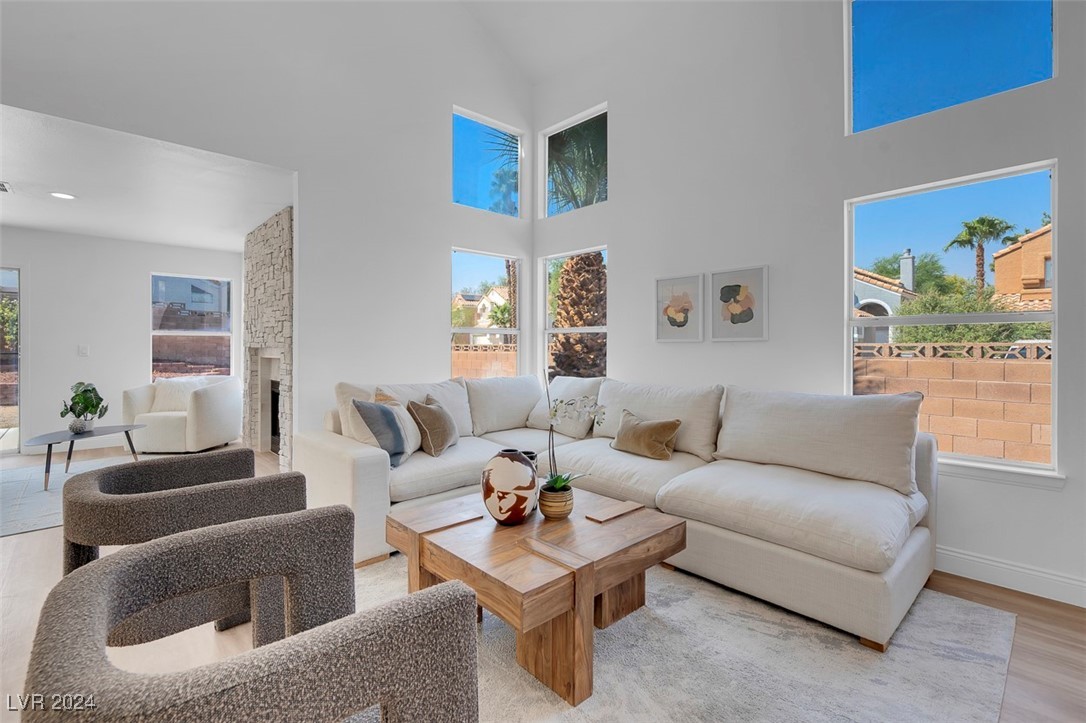 Sun Shores Dr, Las Vegas, NV 89128
