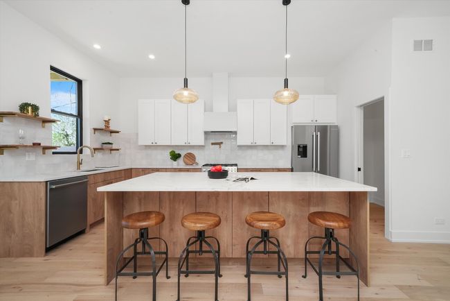 1222 Wesley Ave, Home with 3 bedrooms, 4 bathrooms and null parking in Berwyn IL | Image 4