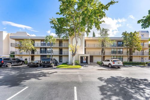 203-10 Royal Palm Way, Boca Raton, FL, 33432-7862 | Card Image