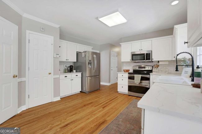 3779 Grayridge Dr, House other with 5 bedrooms, 4 bathrooms and null parking in Duluth GA | Image 12