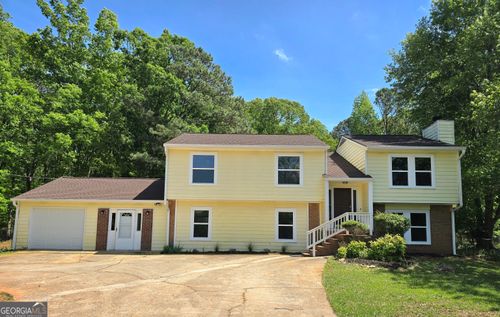 175 Beacon Dr, Fayetteville, GA, 30215-2401 | Card Image