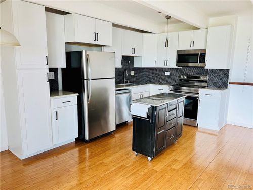 apt-604-1255 N Ogden St, Denver, CO, 80218-1943 | Card Image