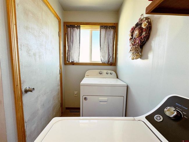 5760 Highway 348, House other with 3 bedrooms, 2 bathrooms and null parking in Olathe CO | Image 32