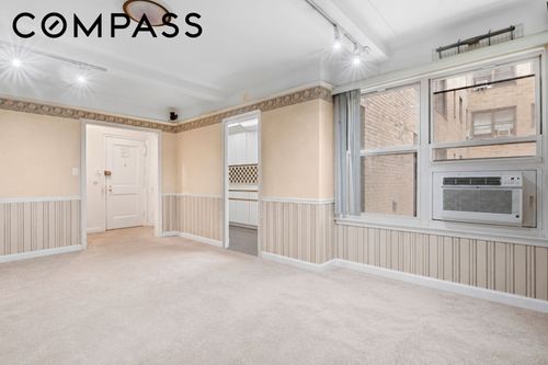 2i-70 Remsen St, Brooklyn, NY, 11201-3433 | Card Image