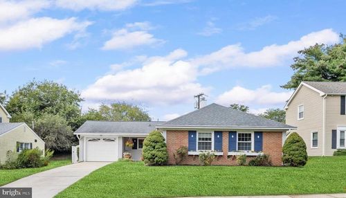 15 Marigold Ln, WILLINGBORO, NJ, 08046-2812 | Card Image