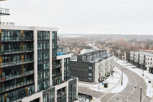 822-395 Dundas St W, Oakville, ON, L6M5R8 | Card Image