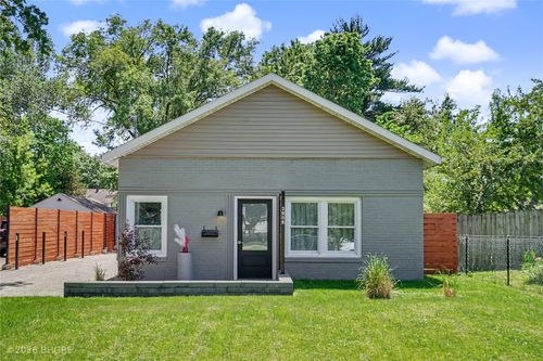 2906 Adams Ave, Des Moines, IA, 50310-5617 | Card Image