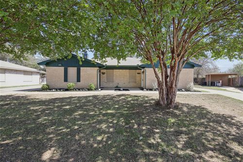 7724 Jennifer Ln, North Richland Hills, TX, 76182-4630 | Card Image