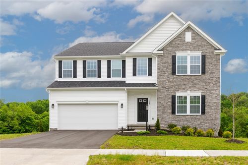 109 Mesa Dr, Coraopolis, PA, 15108-9620 | Card Image