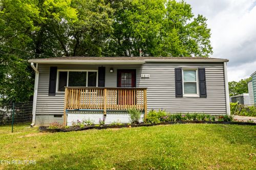 2819 Sunset Ave, Knoxville, TN, 37914-5552 | Card Image