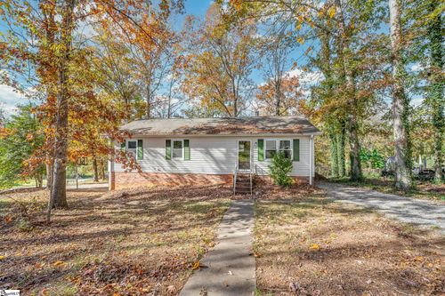 1 Darby Court, Taylors, SC, 29687 | Card Image