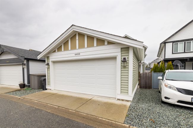 4400 Stephen Leacock Drive, House other with 5 bedrooms, 3 bathrooms and 2 parking in Abbotsford BC | Image 37