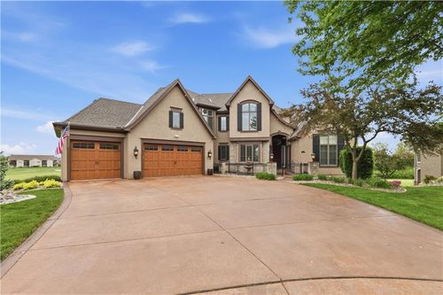 10619 Garfield Ave, Kansas City, MO, 64155-3274 | Card Image