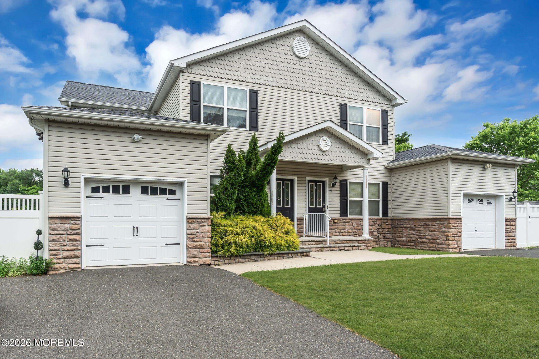 Residential Lease in Manalapan 2