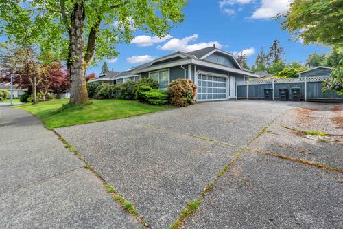 2151 148a St, Surrey, BC, V4A8L7 | Card Image