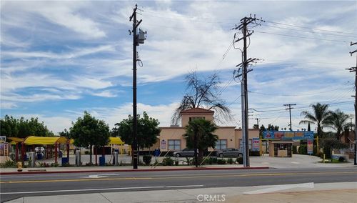 506 W Orange Grove Ave, Pomona, CA, 91768-2440 | Card Image