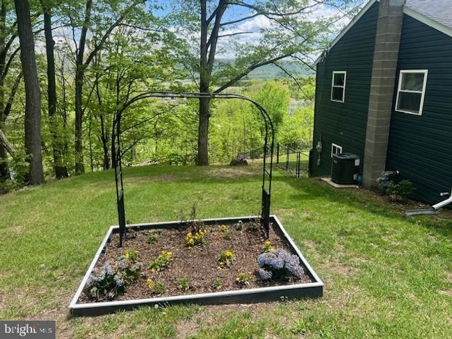 20 Mace St, House other with 3 bedrooms, 3 bathrooms and null parking in Ridgeley WV | Image 15