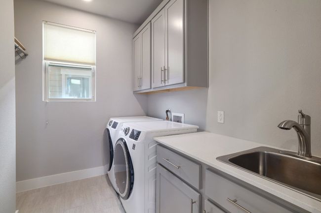 2513 Moreno St, House other with 4 bedrooms, 4 bathrooms and 2 parking in Austin TX | Image 18