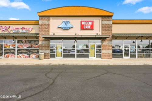 120 S 72nd Ave, Yakima, WA, 98908-4200 | Card Image