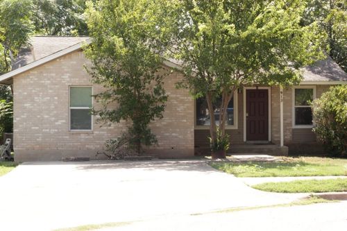 913 Bret Ln, Austin, TX, 78721-3644 | Card Image